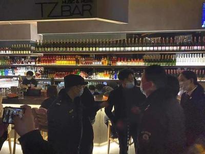 江干區(qū)檢察院聯(lián)合多部門(mén)對(duì)娛樂(lè)場(chǎng)所開(kāi)展未成年人保護(hù)專(zhuān)項(xiàng)執(zhí)法檢查